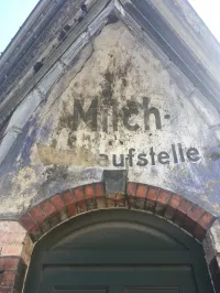 Alte Milch-Verkaufsstelle in Danzig, Aufnahme August 2019; Bildquelle Hotelier.de
