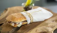 Einer der Streetfood Trends von EDNA: Ciabatta mit Sandwichschnitt / Bildquelle: EDNA International GmbH