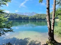 Symbolbild Tourismus: In diesem Fall der Alatsee bei Füssen / Bildquelle: Hotelier.de